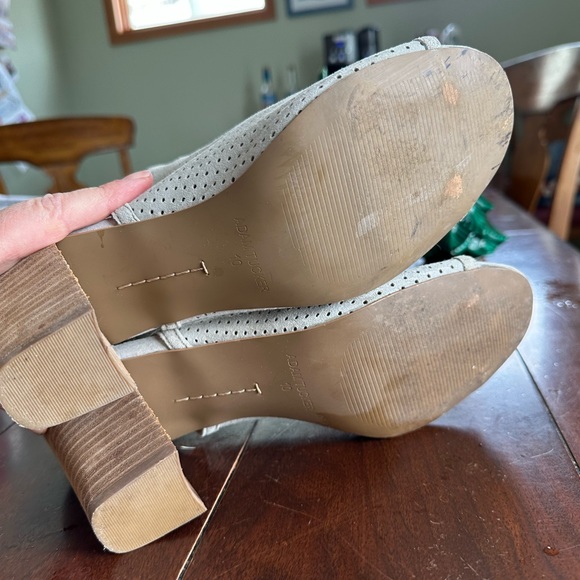 ADAM TUCKER Rowan perforated open toe Sandals 3" heel size 10 - Picture 5 of 7